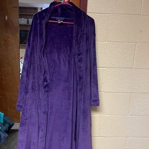 Women’s robe